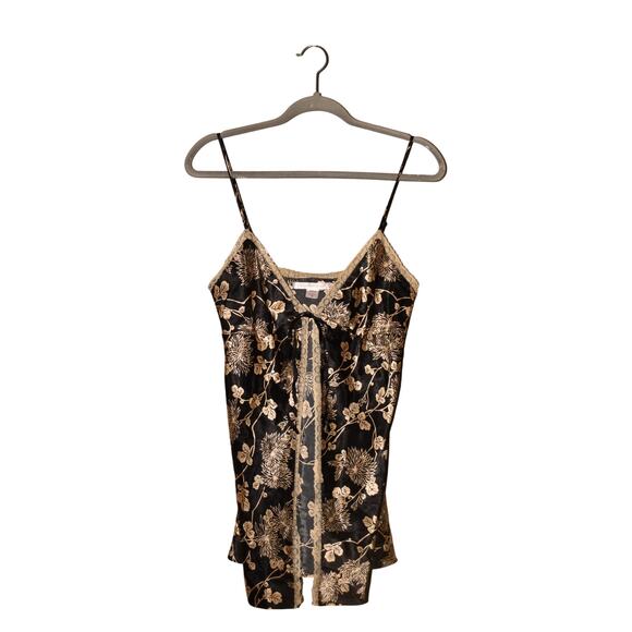 VICTORIA'S SECRET‎ $89 Black Gold Floral Lace Trim Satin Camisole Tie Front M - Picture 1 of 3